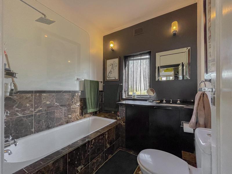 2 Bedroom Property for Sale in Green Point Western Cape